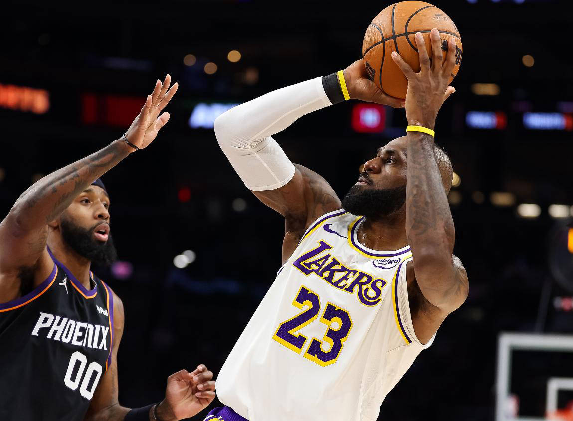 关于赛地聚焦：NBA总决赛窗口期热度飙升，萨克拉门托国王外线爆发，媒体盛赞，赛程密集仍需轮换的信息